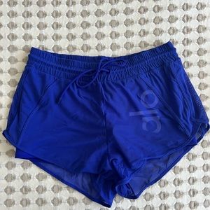 Blue alo yoga Ambience short